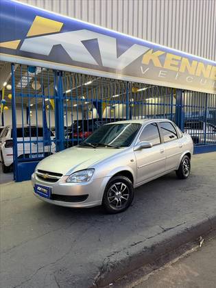 CHEVROLET CLASSIC 1.0 MPFI LS 8V FLEX 4P MANUAL CHEVROLET CLASSIC 1.0 MPFI LS 8V FLEX 4P MANUAL